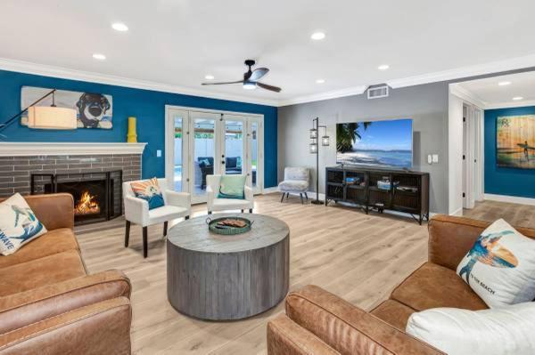 Huntington Beach, Ac, Pool, Hot Tub, Detached Office, Close To Beach, Outside Entertaining Area Exterior photo