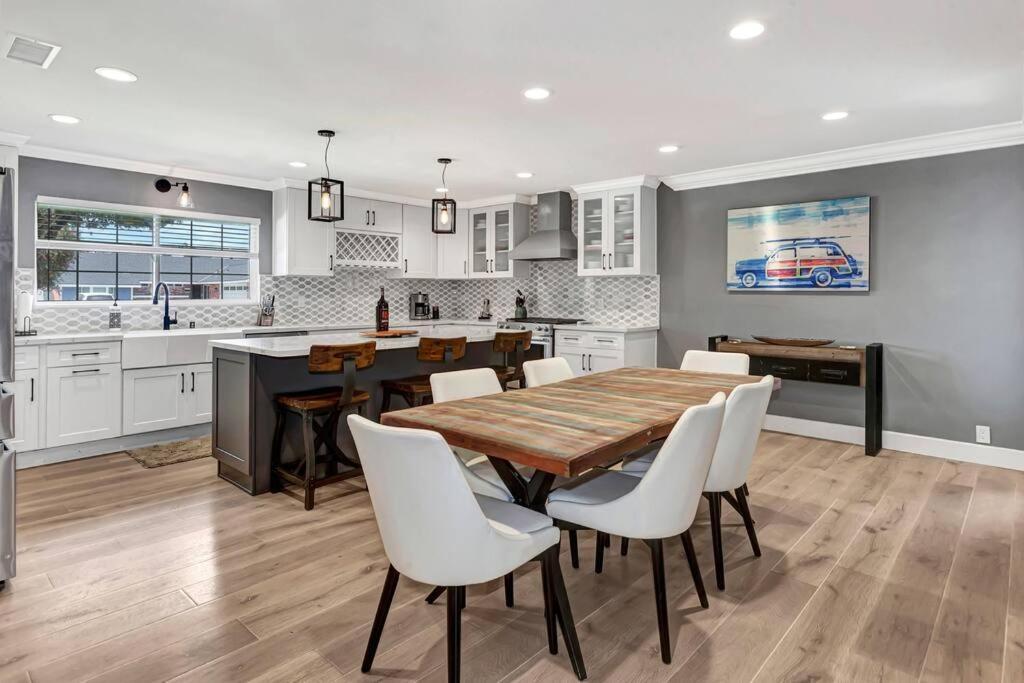 Huntington Beach, Ac, Pool, Hot Tub, Detached Office, Close To Beach, Outside Entertaining Area Exterior photo