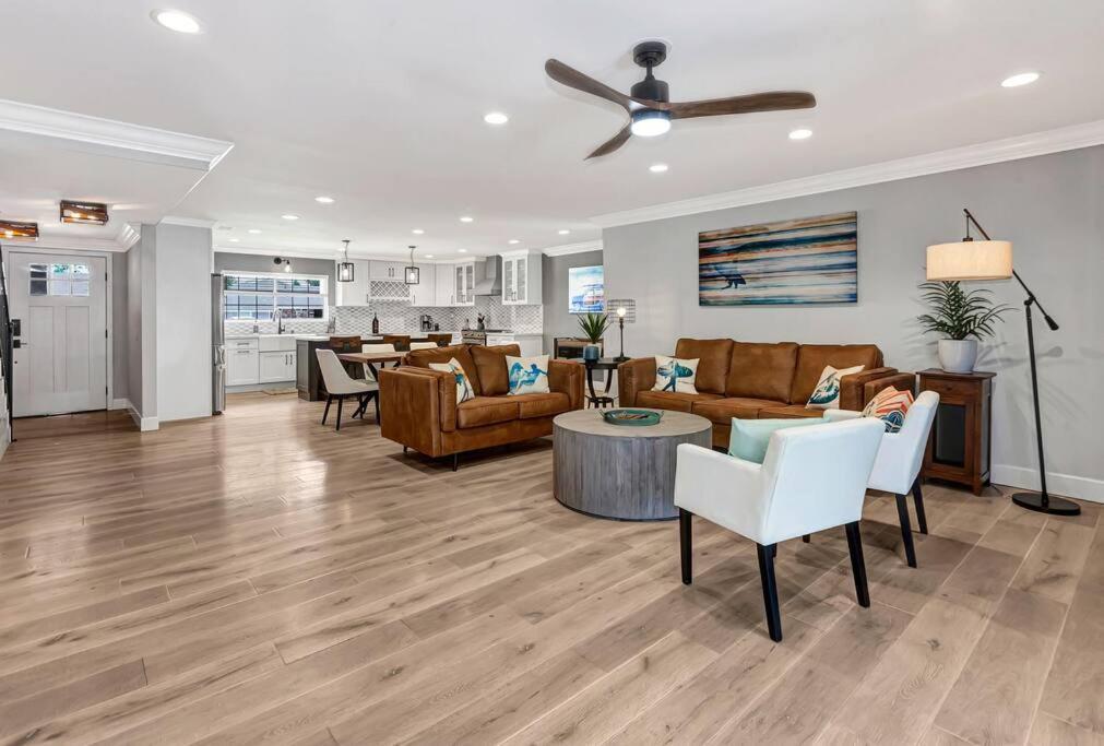 Huntington Beach, Ac, Pool, Hot Tub, Detached Office, Close To Beach, Outside Entertaining Area Exterior photo