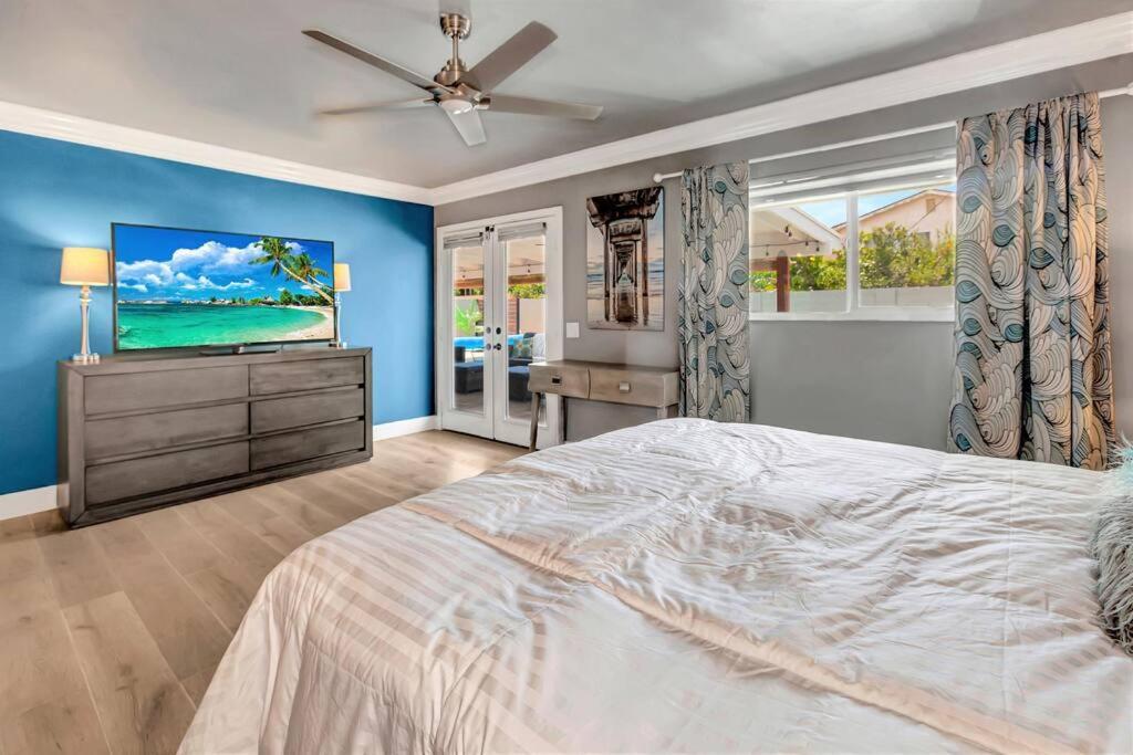 Huntington Beach, Ac, Pool, Hot Tub, Detached Office, Close To Beach, Outside Entertaining Area Exterior photo